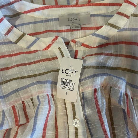 NWT LOFT Outlet Striped Pintuck Blouse | Size S - Picture 4 of 7